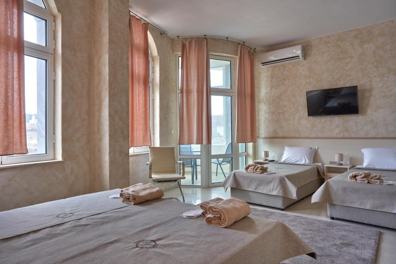 Hotel Kings View Weliko Tarnowo Exterior foto